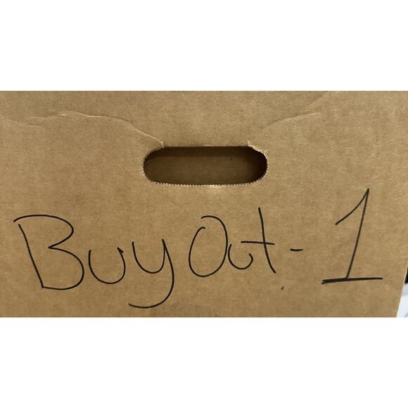 Donna Salyer Fabulous Furs Faux Womens Sweater Size XL White Knit Turtleneck - Picture 11 of 11